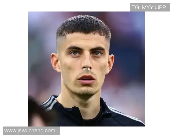 帅气足球明星男生头像设计灵感分享与推荐